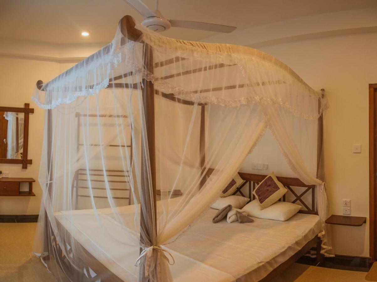 Guesthouse Bodensee Хиккадува Экстерьер фото